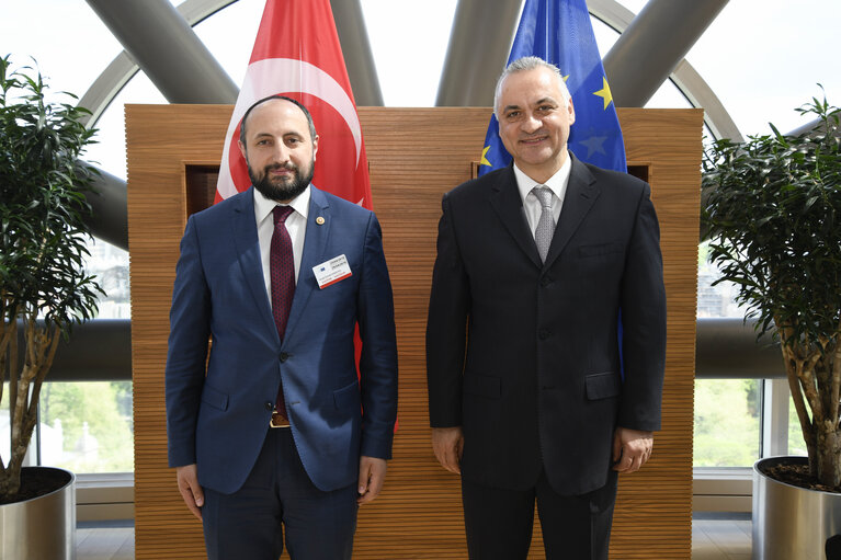 Photo 3 : 77th EU-Turkey JPC - Family picture