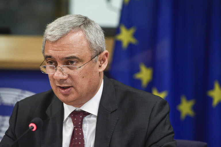 Photo 11: AFCO committee meeting. The withdrawal of the United Kingdom from the European Union (Article 50 TEU). Brexit: Exchange of views with the Parliament's coordinator for the negotiations on the UK withdrawal from the EU