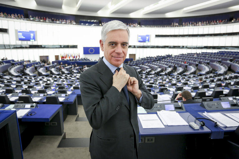 Photo 20: Stefano MAULLU in the European Parliament in Strasbourg