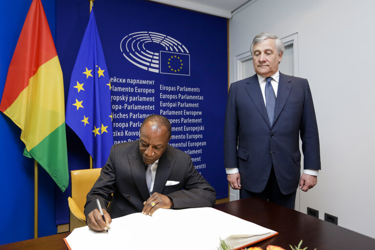 Fotografi 9: Official visit of the President of Guinea.Bilateral meeting