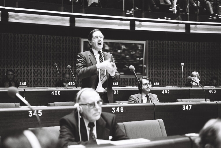 The MEP Harry A.C.M. NOTENBOOM during a session in the hemicycle of Strasbourg in November 1979.