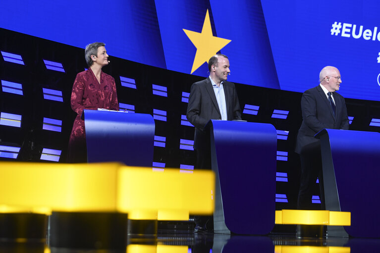 Foto 24: Candidates for the Presidency of the European Commission/Eurovision Debate - EU Elections 2019 - Margrethe VESTAGER, lead candidate of the Alliance of Liberals and Democrats for Europe (ALDE) as member of Team Europe, Manfred WEBER, lead candidate of the European People’s Party (EPP) and Frans TIMMERMANS, lead candidate of the Party of European Socialists (PES) during the debate
