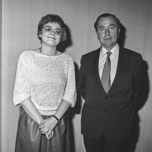 Foto 4: Portrait of MEPs Jeanette OPPENHEIM and Poul MOLLER at the EP in Strasbourg.