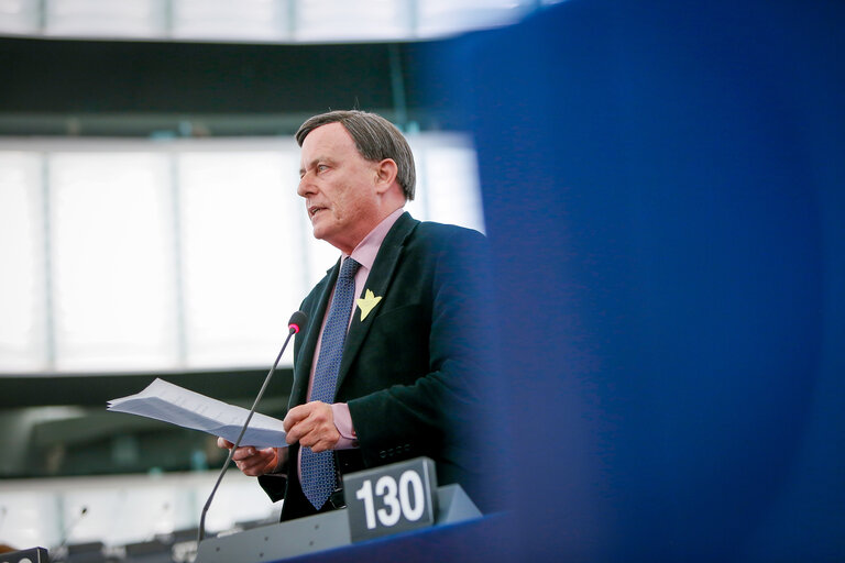 Foto 4: Alfred SANT in the EP in Strasbourg