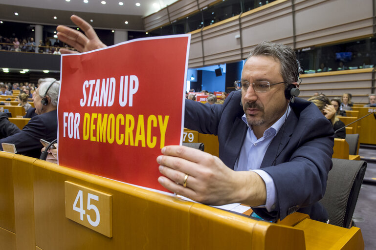 Piernicola PEDICINI in the EP in Brussels