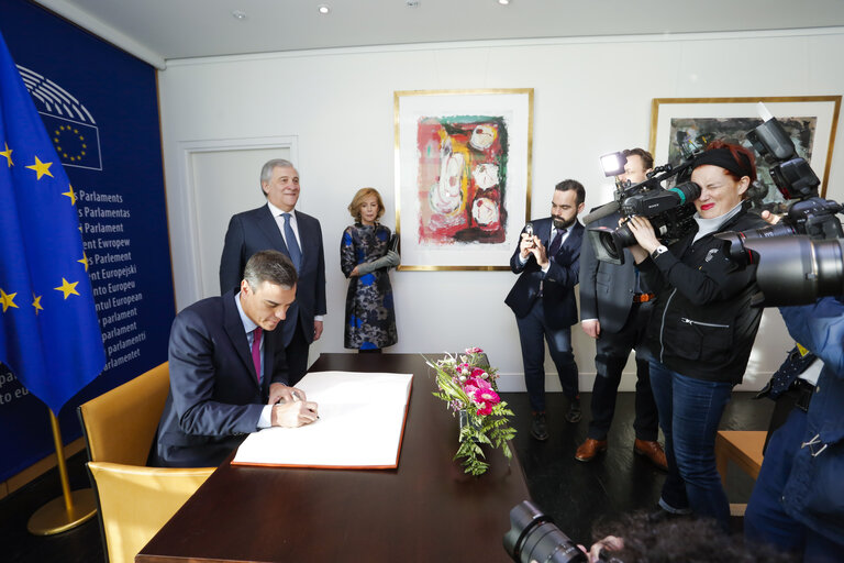 Antonio TAJANI, EP President meets with  Pedro SÁNCHEZ PÉREZ-CASTEJÓN, Spanish Prime Minister- Bilateral meeting