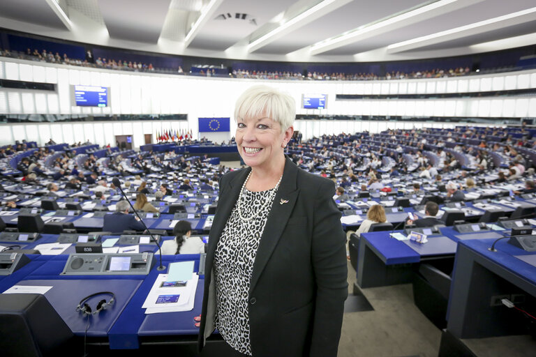 Barbara GIBSON in the EP in Strasbourg