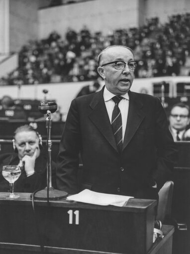 Zdjęcie 1: Speech of Josef ILLERHAUS in the hemicycle in 1962