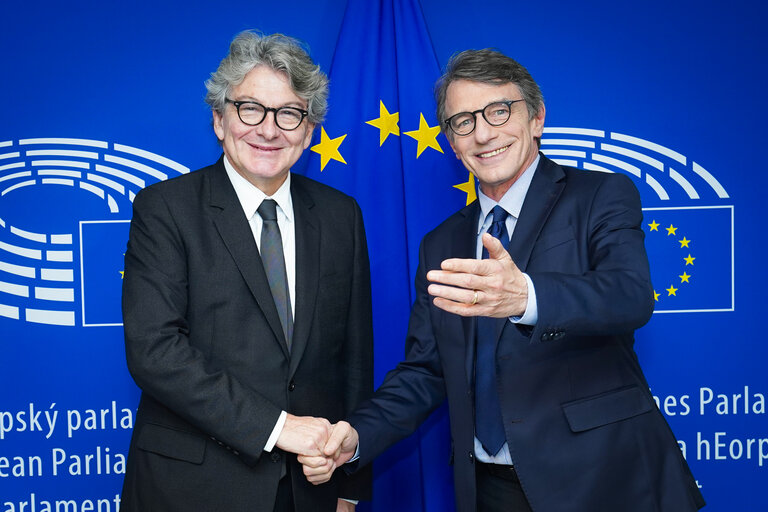 Fotografie 5: David SASSOLI, EP President meets with Thierry BRETON, French Commissioner-designate