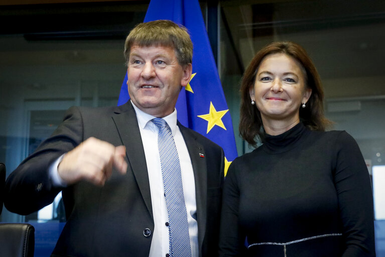 Fotografia 1: Constituent meeting of the Delegation to the EU-Serbia Stabilisation and Association Parliamentary Committee