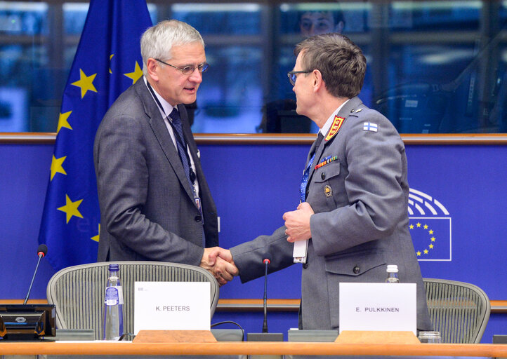 Φωτογραφία 24: SEDE committee meeting. Exchange of views with Lieutenant General Esa PUKKINEN, Director General of the EU Military Staff