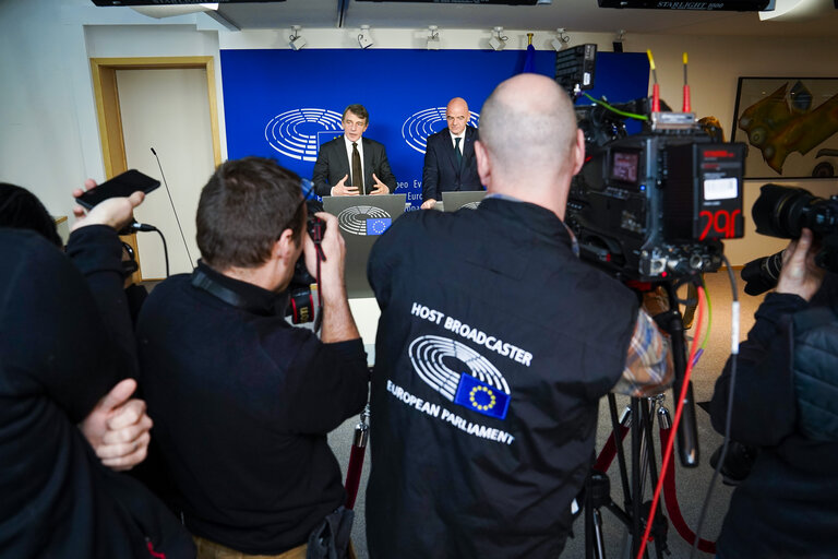 Photo 14 : David SASSOLI, EP President meets with Gianni INFANTINO, FIFA President- Joint press statement