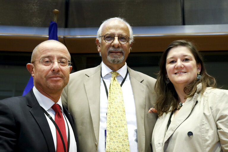 Photo 5: Constituent meeting of the Delegation for relations with India