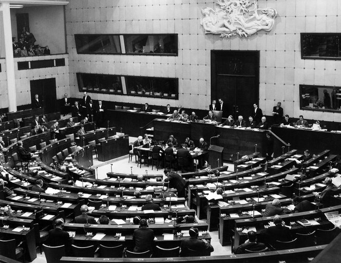 Fotografija 4: Members of the Parliament attend a plenary session in the hemicycle of the European Parliament in Strasbourg, France, in 1967