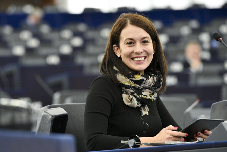 Fotografia 3: Katalin CSEH in the EP in Strasbourg