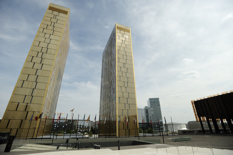 Valokuva 1: European Union buildings in Luxembourg in 2010