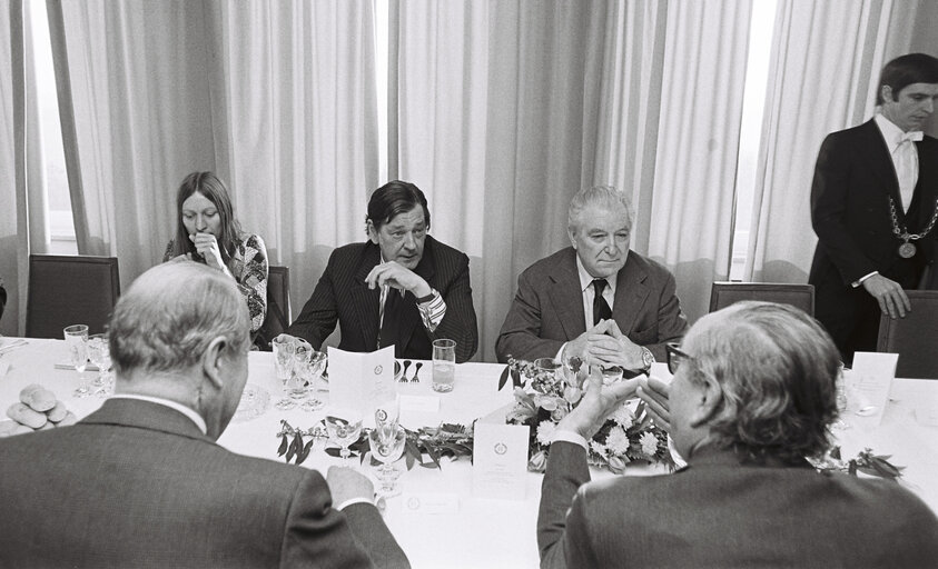 Meeting and reception after the plenary session of January 1977