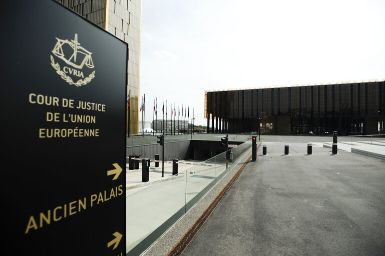 Valokuva 3: European Union buildings in Luxembourg in 2010