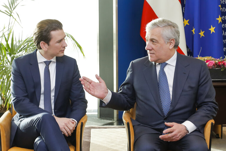 Φωτογραφία 3: Visit of the Austrian Federal Chancellor - Bilateral meeting