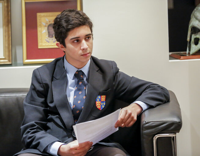 Fotografie 17: Antonio TAJANI - EP President meets with students from Cambridge