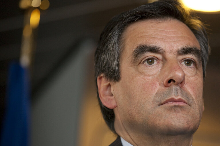 Fotografi 15: French Prime Minister François FILLON visits the EP in Strasbourg