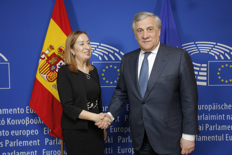 Valokuva 3: Antonio TAJANI, EP President meets with Ana PASTOR JULIAN, Spanish Prime Minister