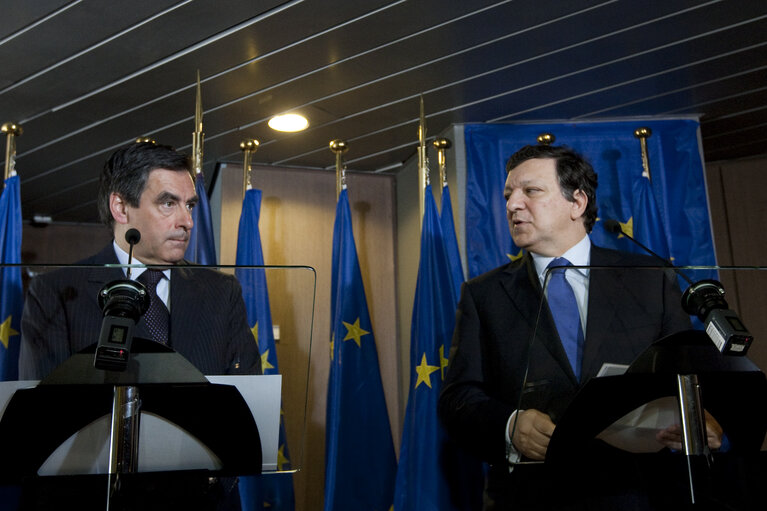 Fotografi 9: French Prime Minister François FILLON visits the EP in Strasbourg