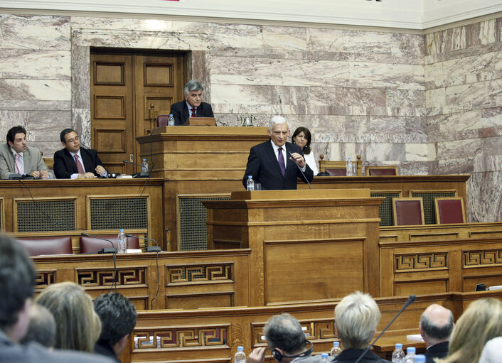 Photo 11 : Jerzy BUZEK pays an official visit to Greece