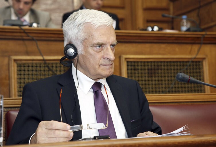 Fotografie 12: Jerzy BUZEK pays an official visit to Greece