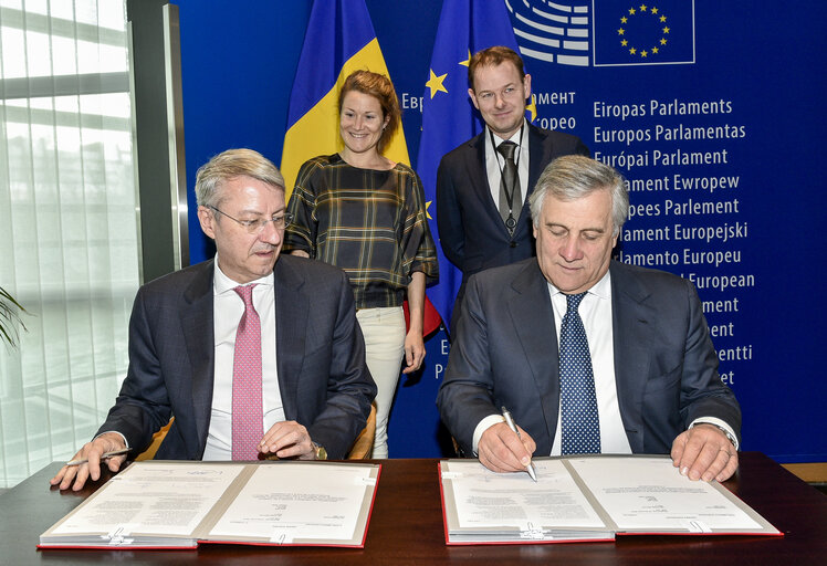 Lex signing ceremony in the presence of Antonio TAJANI, EP President and George CIAMBA, Romanian Presidency, Minister Delegate for European Affairs