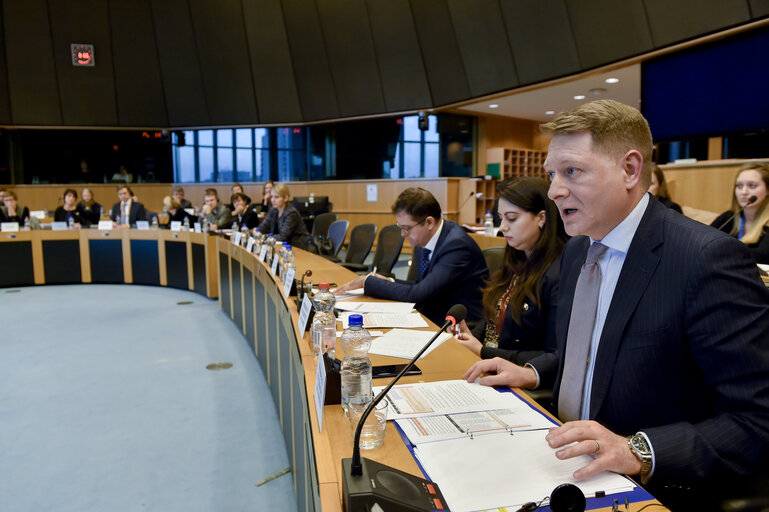 Fotó 2: Trilogue ‘ Work Life Balance ’