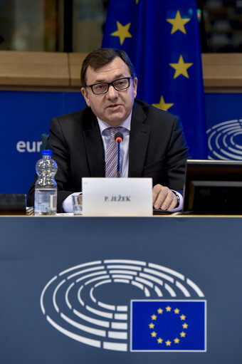 Fotografija 13: Public Hearings of the Special Committee on Financial Crimes, Tax Evasion and Tax Avoidance (TAX3)- ' Alleged financial crimes, Tax Evasion and Tax Avoidance in Slovakia '- ' Evaluation of the Tax GAP '