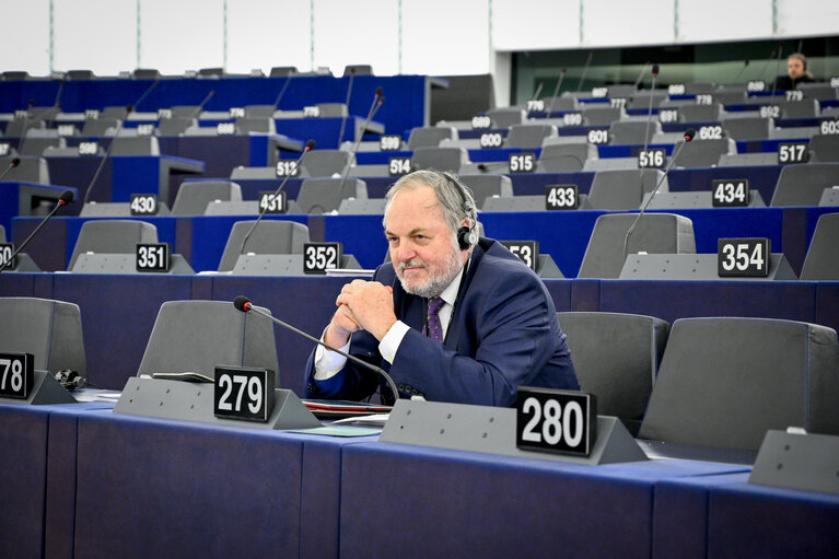 Foto 7: EP plenary session - Major interpellations (Rule 130b)