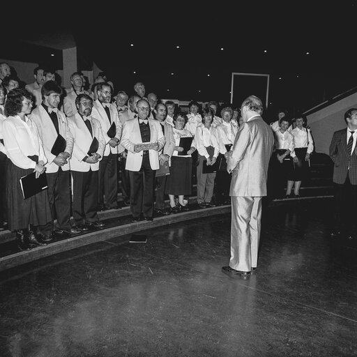 Zdjęcie 3: Choir performance at the EP in Strasbourg