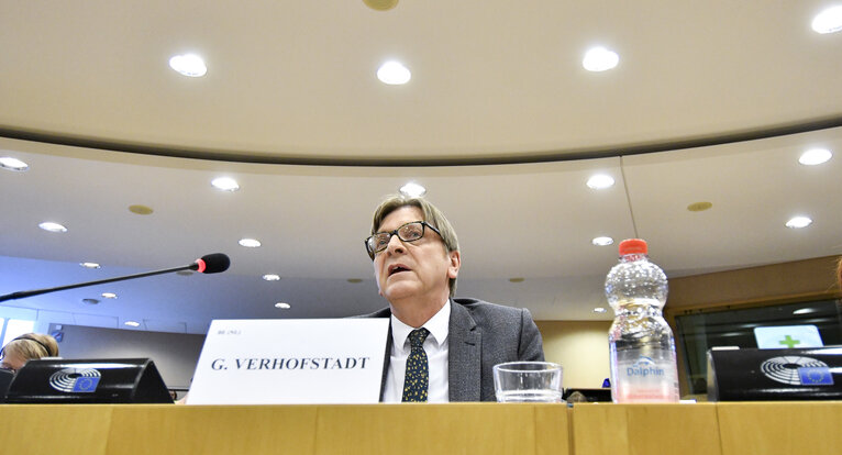 Fotografija 1: AFCO committee meeting - BREXIT : exchange of views on the state of play of the negotiations with Guy Verhofstadt, Parliament's coordinator for the negotiations on the UK withdrawal from the EU, and with Danuta Huebner, member of the Parliament's Brexit Steering Group