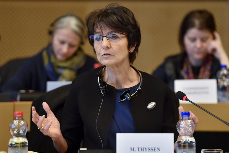 Fotó 10: Trilogue ‘ Work Life Balance ’