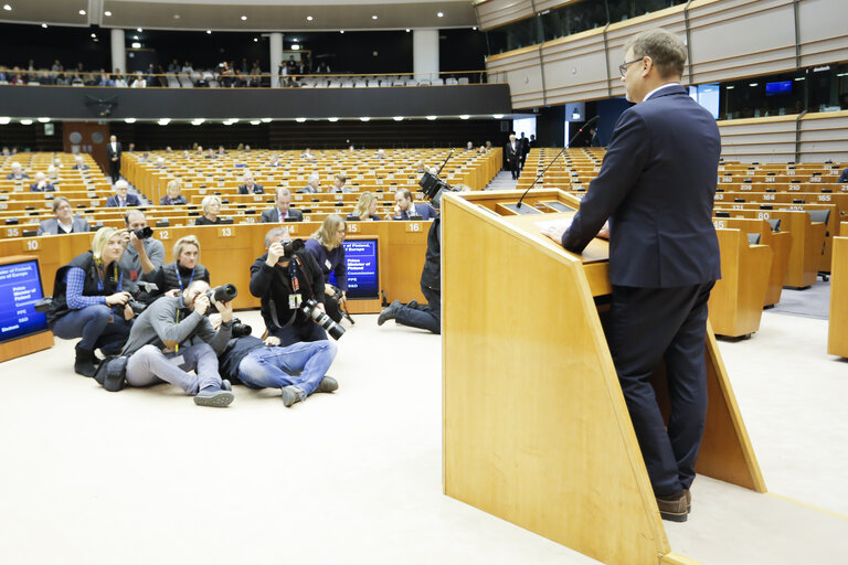 Foto 3: Plenary session - Debate with Juha SIPILÄ, Finnish Prime Minister, on the Future of Europe