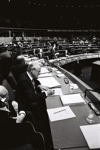 Fotografia 12: Takeover of David OWEN in the United Kingdom Presidency