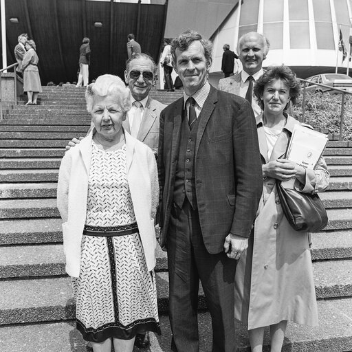 Fotografie 2: MEP Alasdair Henry HUTTON meets with guests at the European Parliament in Strasbourg