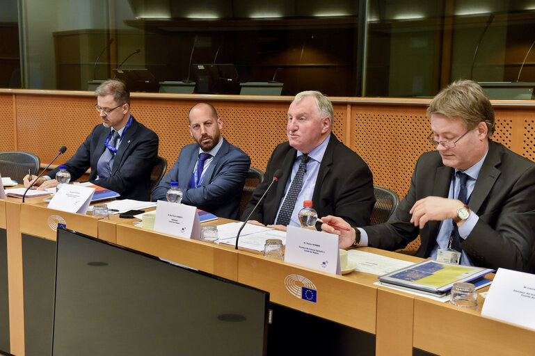 Fotografie 5: Visit of the President of the European Committee of Regions to the EPRS