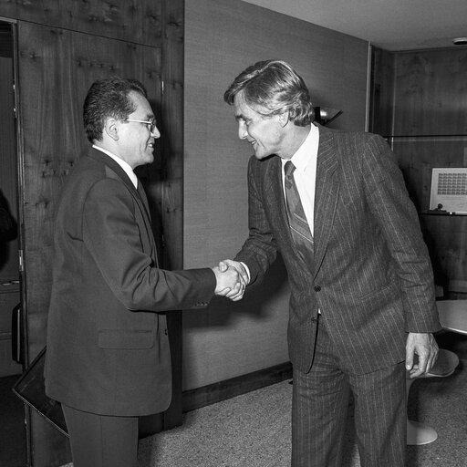 Fotografia 1: Piet DANKERT - EP President meets with guests at the European Parliament in Strasbourg