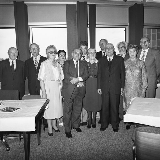 Photo 6: MEP Marcel Albert VANDEWIELE meets with guests at the European Parliament in Strasbourg