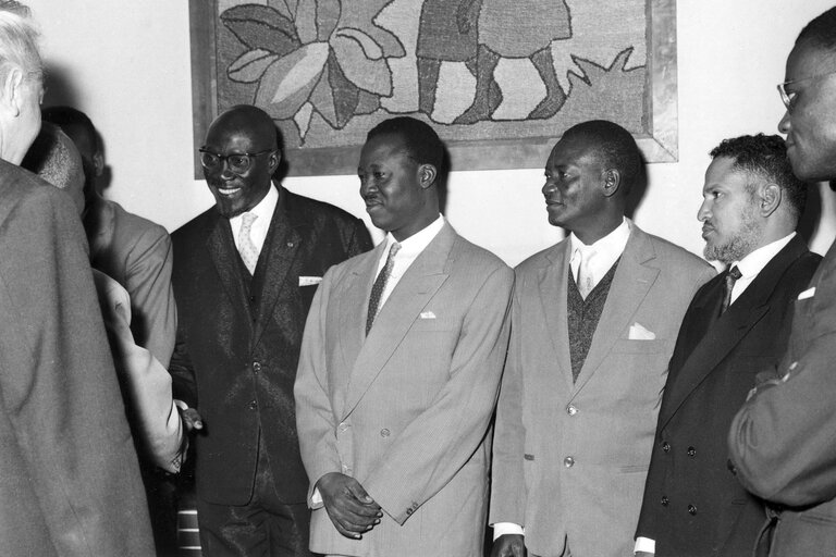 Foto 18: Meeting of the permanent joint committee after the EPA Conference with the Parliaments of the African States and Madagascar in Tananarive, Madagascar - 3rd to 5th october 1962 - Presidential Palace