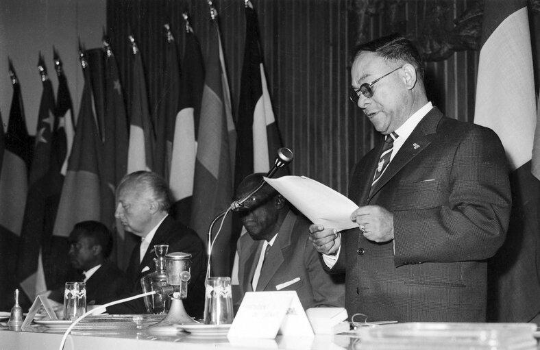 Fotografie 30: Meeting of the permanent joint committee after the EPA Conference with the Parliaments of the African States and Madagascar in Tananarive, Madagascar - 3rd to 5th october 1962