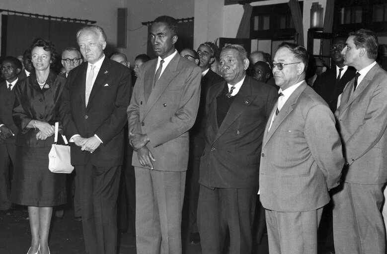 Fotografia 8: Meeting of the permanent joint committee after the EPA Conference with the Parliaments of the African States and Madagascar in Tananarive, Madagascar - 3rd to 5th october 1962 - City Hall