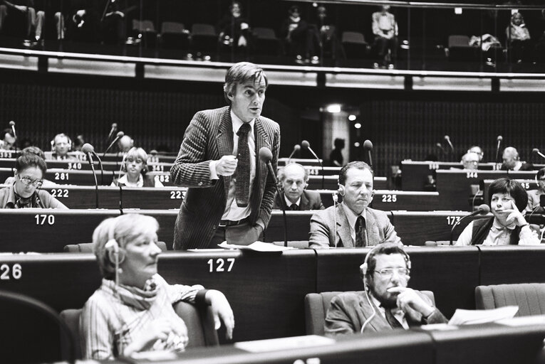 Nuotrauka 6: The MEP Pieter DANKERT during a session in the hemicycle of Strasbourg in November 1979.