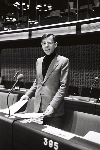 Fotografi 4: Olaf SCHWENCKE during a plenary session in Strasbourg in November 1979.