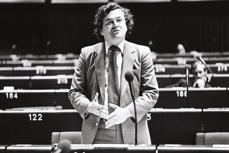 The MEP Richard A. BALFE during a plenary session in Strasbourg in November 1979.