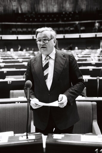 Photo 4: Plenary session in Strasbourg in January 1980