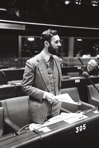 Снимка 4: The MEP Georges Benjamin PATTERSON during a session in the hemicycle of Strasbourg in November 1979.